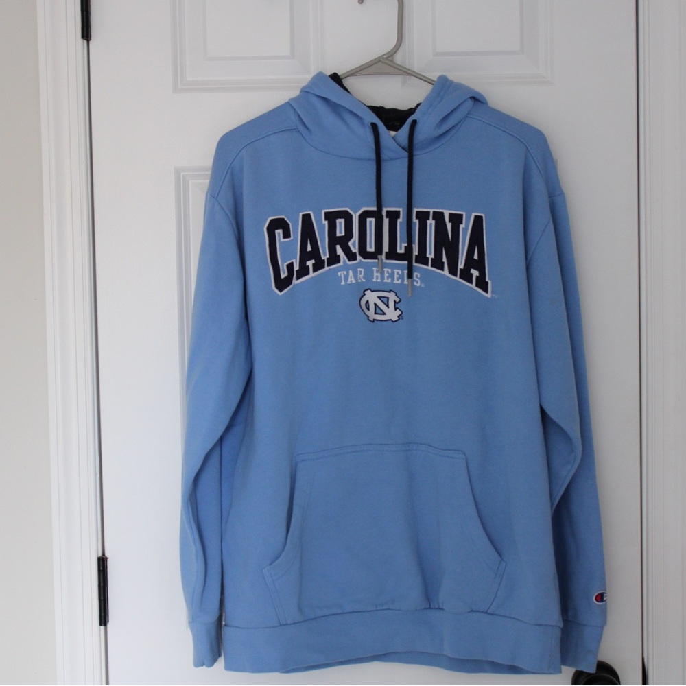 CHAMPION Men's University of North Carolina Embroidered Logo Hoodie - Picture 1 of 4